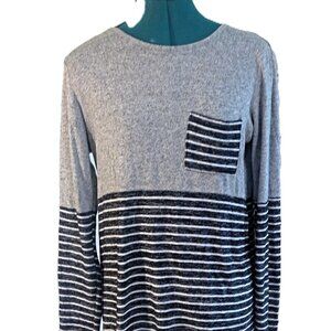 Women's Gray Woven Sweater - Small
